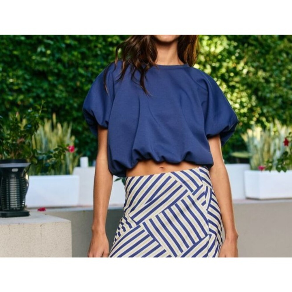 Bucketlist Scuba Bubble Hem Crop Top Navy Blue Large Boho Artsy Contemporary